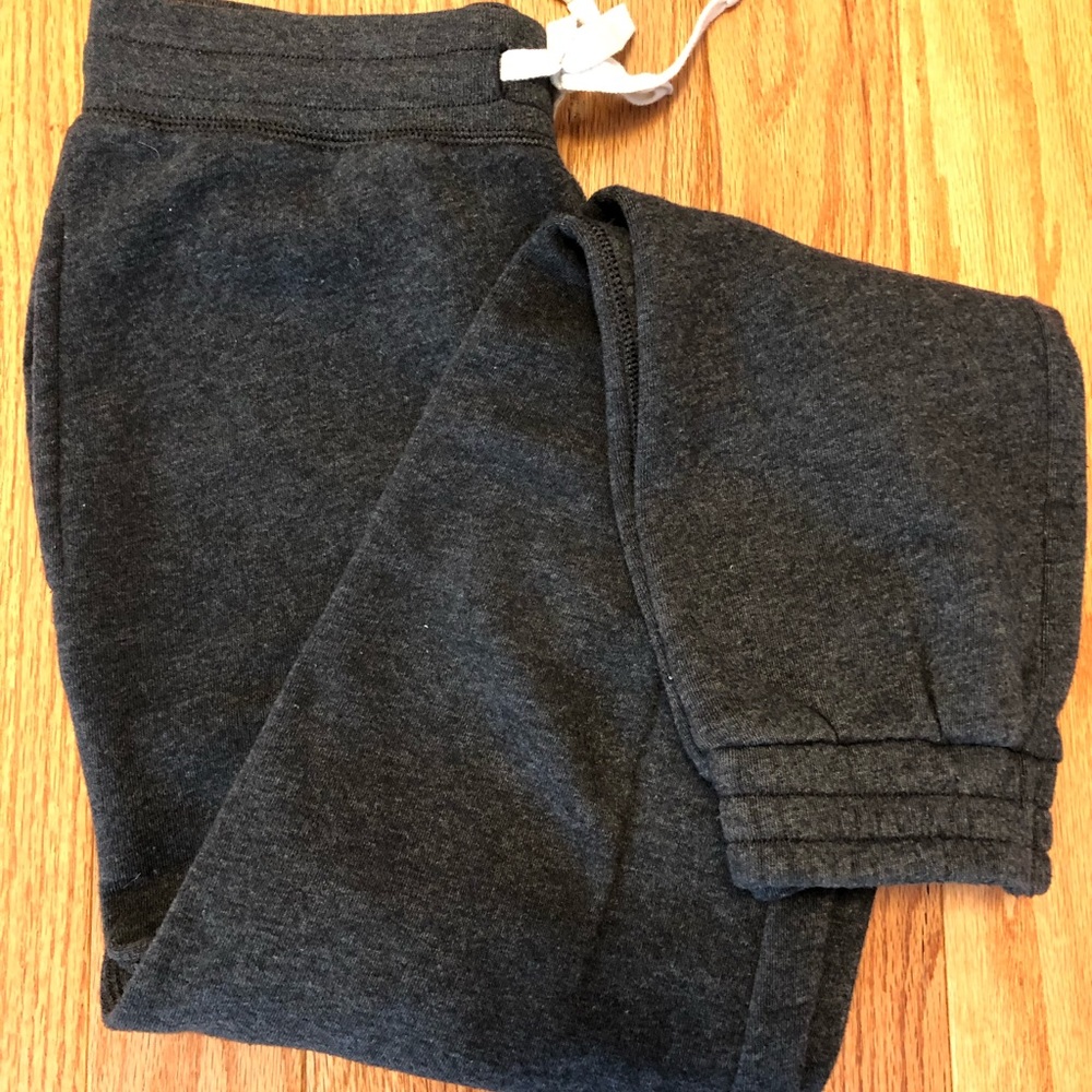 American Eagle joggers